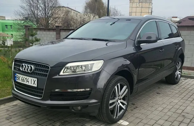 Audi Q7