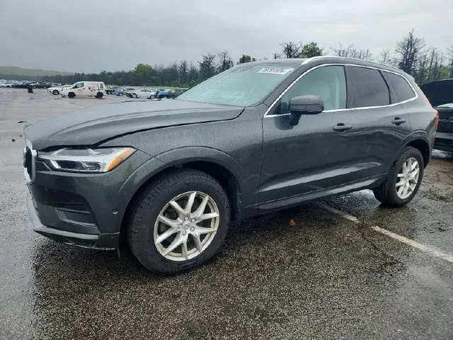 Volvo XC60 T5 MOMENTUM