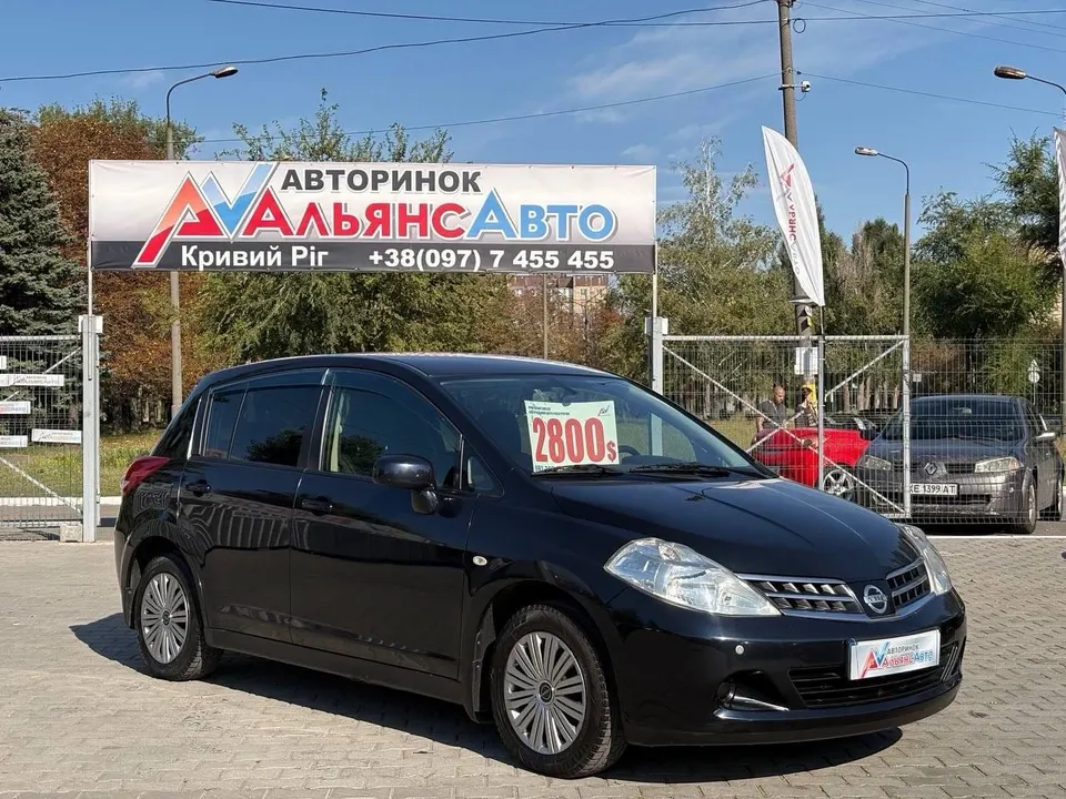 Nissan Tiida