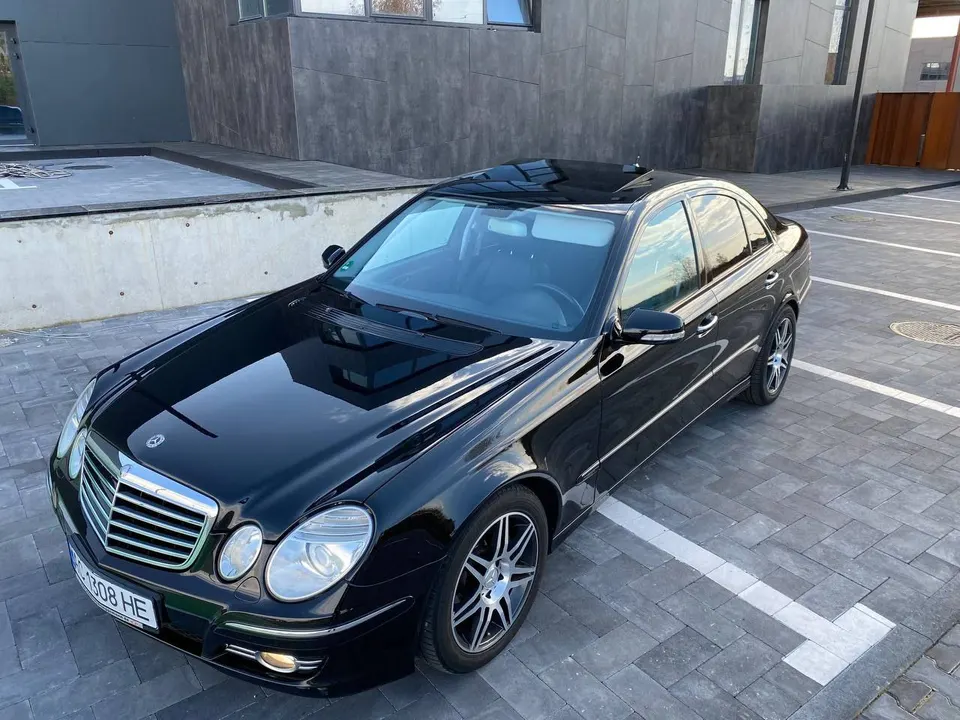 Mercedes-Benz w211