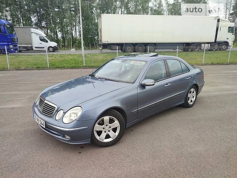 Mercedes-Benz E 270 AVANGARDE