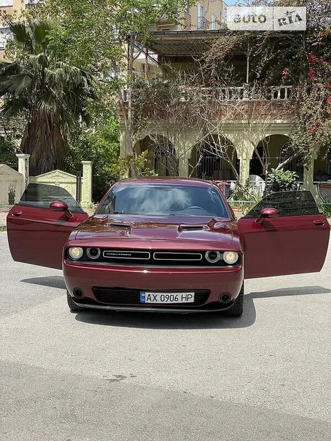 Dodge Challenger
