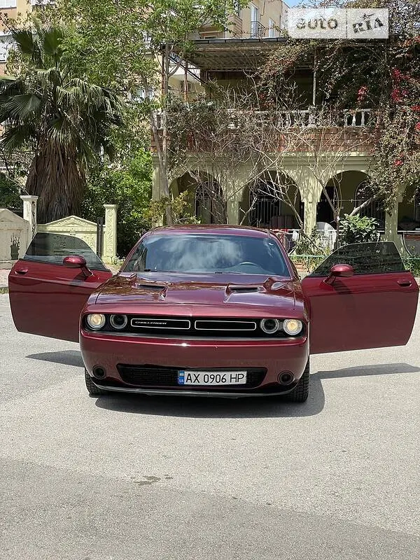 Dodge Challenger
