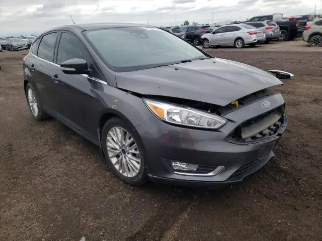Ford FOCUS TITANIUM