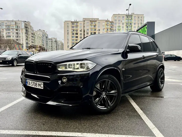BMW X5 M50D