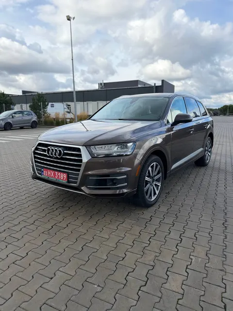 Audi Q7 Premium Plus