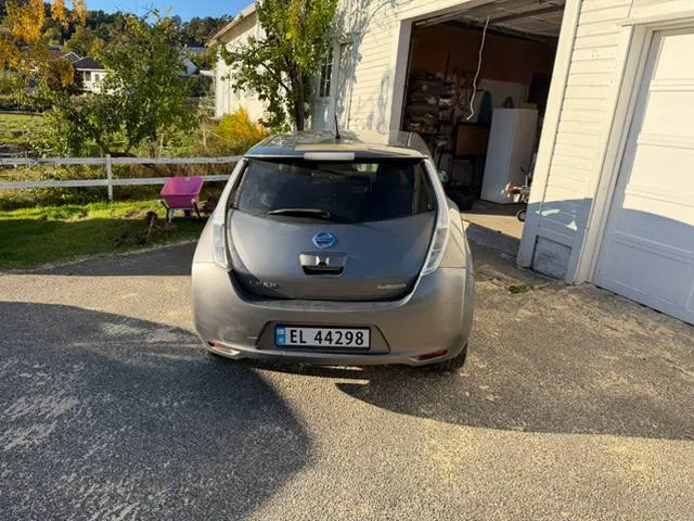 Nissan Leaf Tekna — фото 5