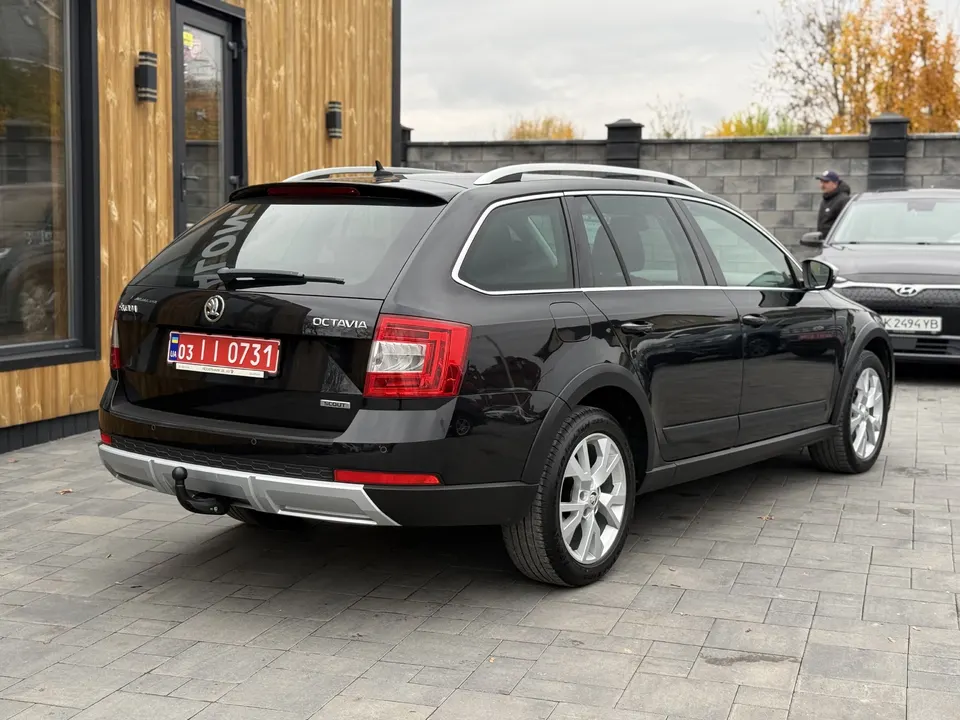 Skoda Octavia Scout — фото 9