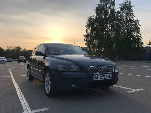 Volvo V50