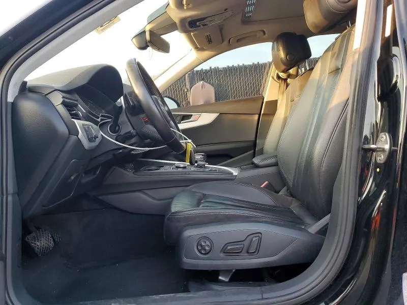 Audi A4 PREMIUM — фото 7
