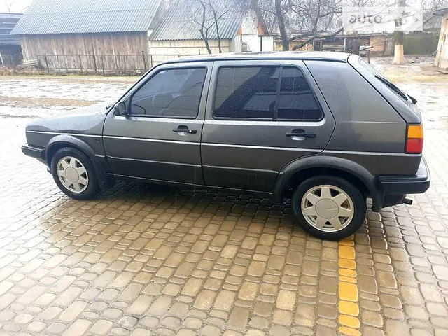 Volkswagen Golf II