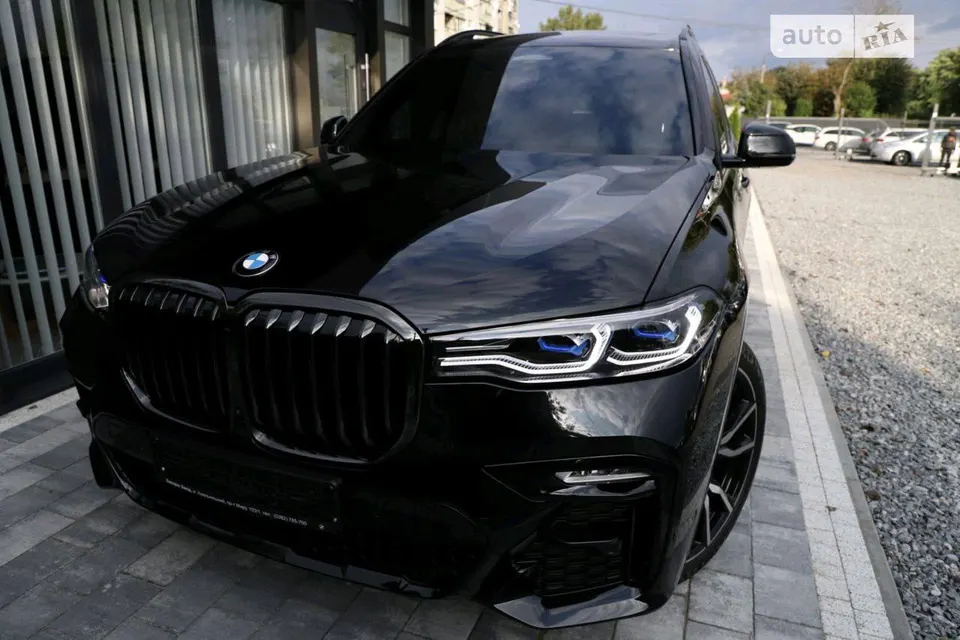 BMW X7