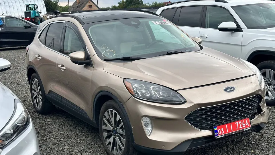 Ford ESCAPE TITANIUM