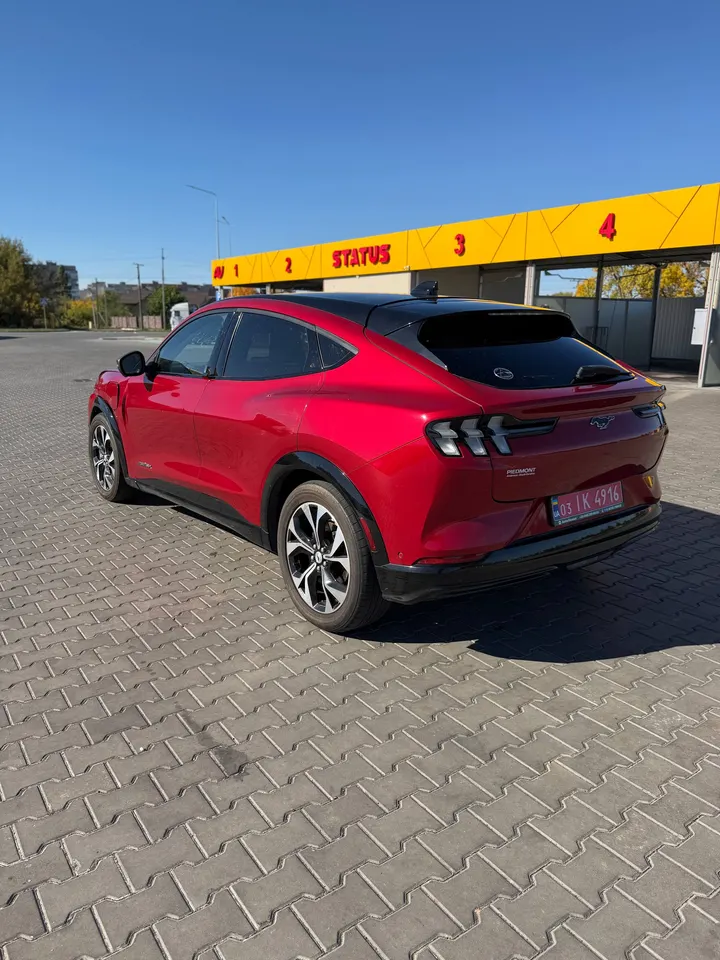 Ford Mustang Mach-E Premium AWD — фото 4