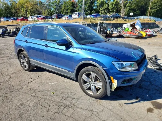 Volkswagen TIGUAN SEL