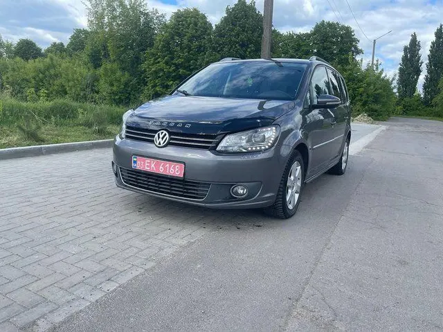 Volkswagen Touran