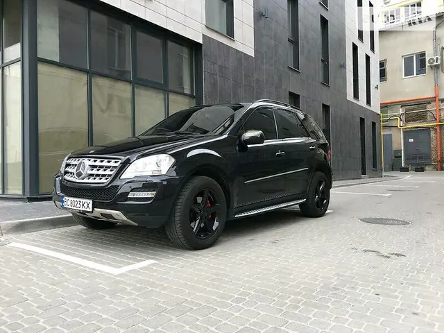 Mercedes-Benz ML 320
