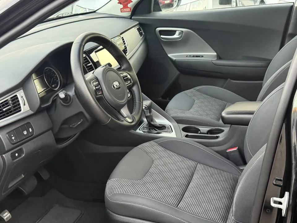 Kia Niro — фото 10