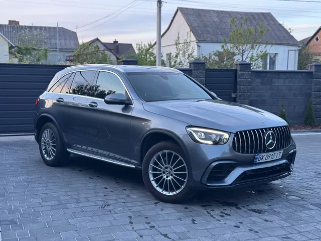 Mercedes-Benz GLC 300
