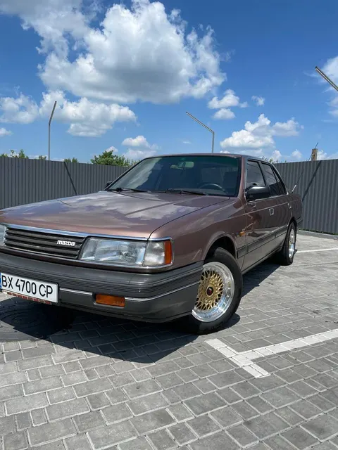 Mazda 929