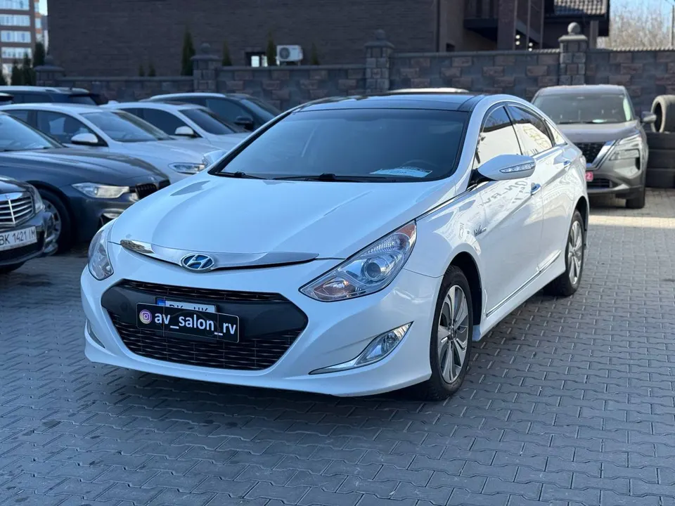 Hyundai Sonata Hybrid