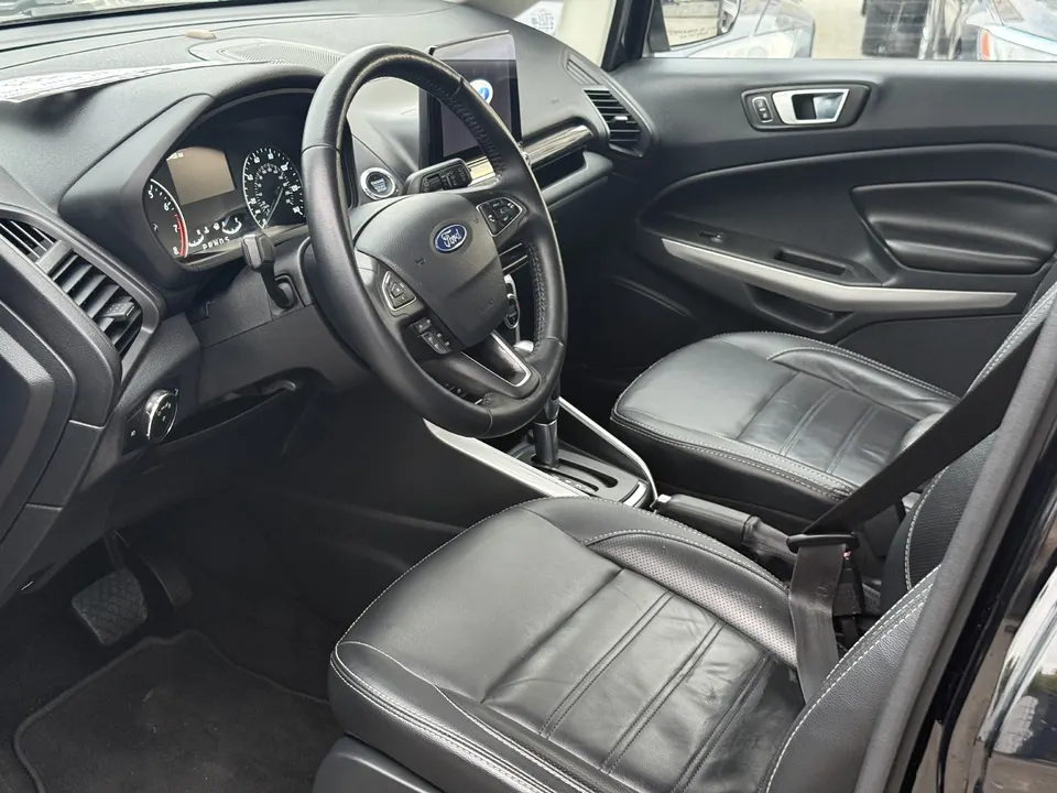 Ford EcoSport — фото 10