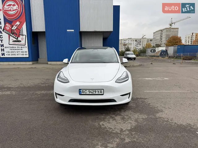 Tesla Model Y