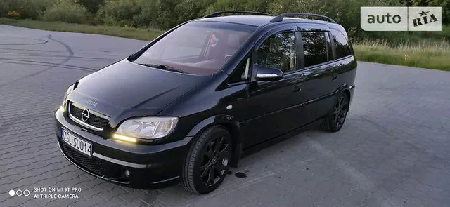 Opel Zafira OPC в ідеальному