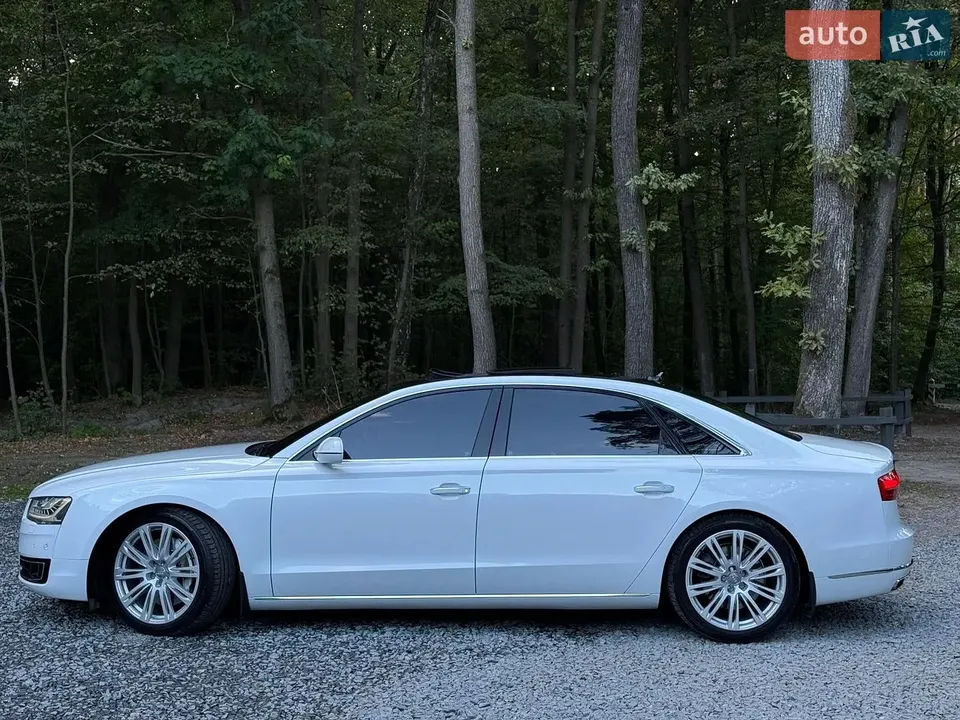 Audi A8 — фото 10