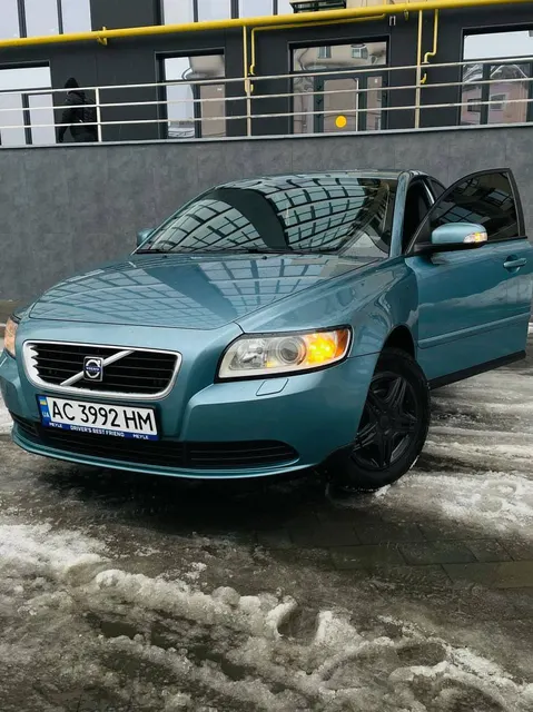 Volvo S40