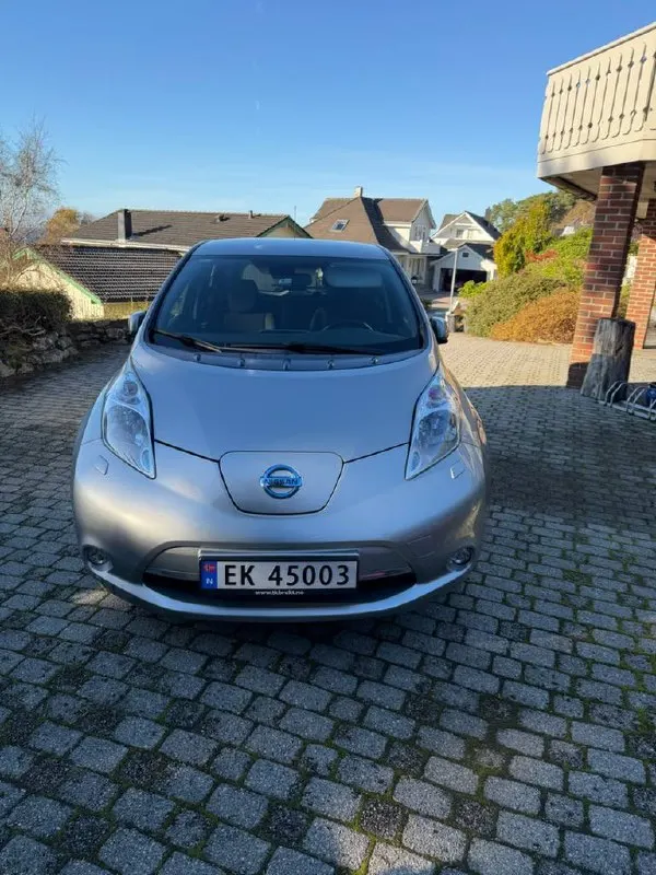 Nissan Leaf Acenta — фото 5