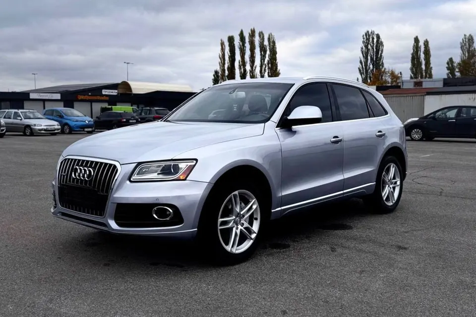 Audi Q5 Premium Plus — фото 2