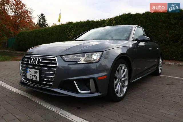 Audi A4
