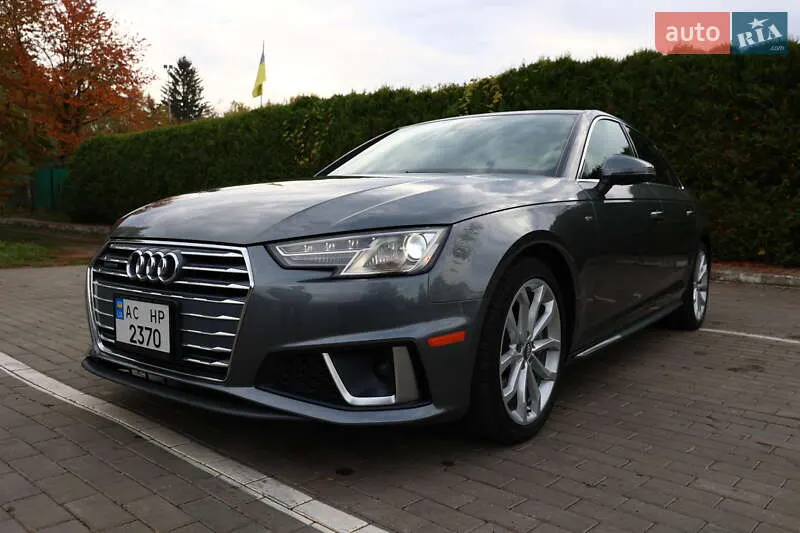 Audi A4