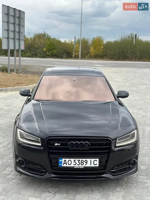 Audi A8