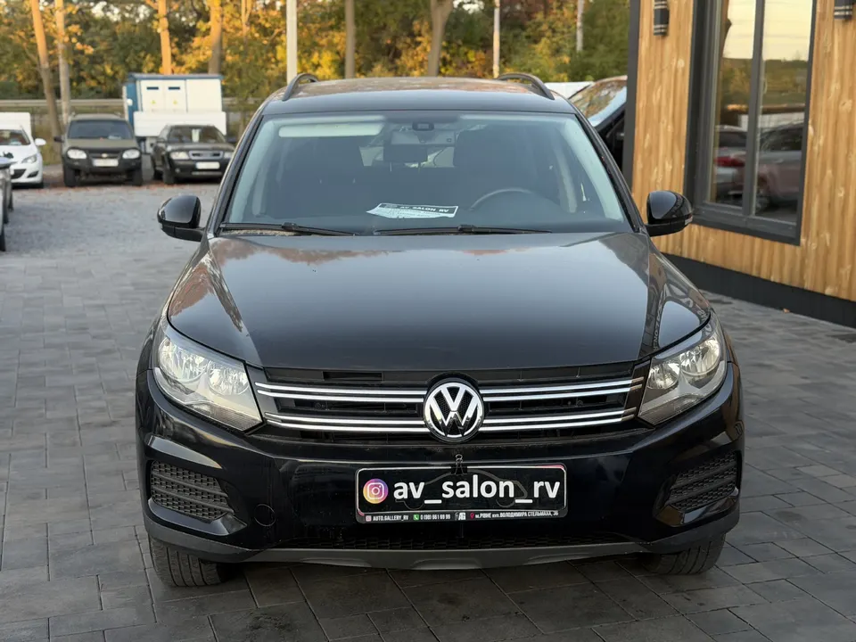 Volkswagen Tiguan — фото 2