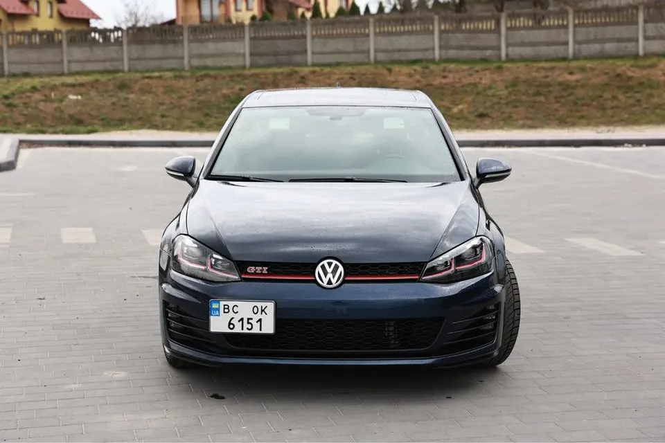 Volkswagen Golf 7 GTI Performance