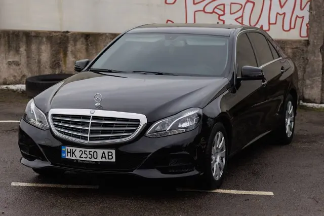 Mercedes-Benz W212 E200 CDI 7