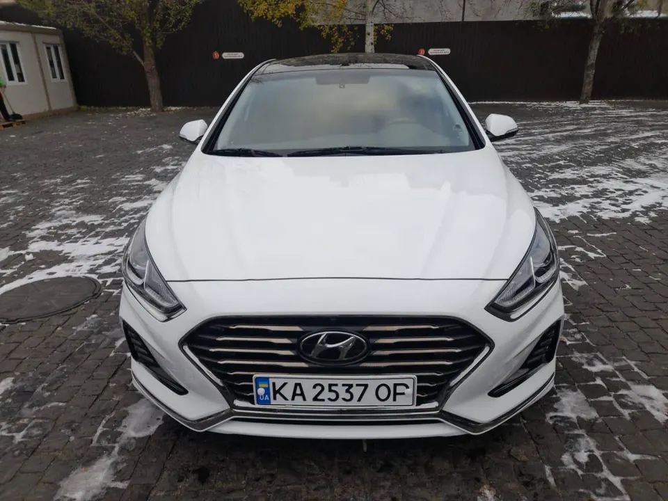 Hyundai Sonata