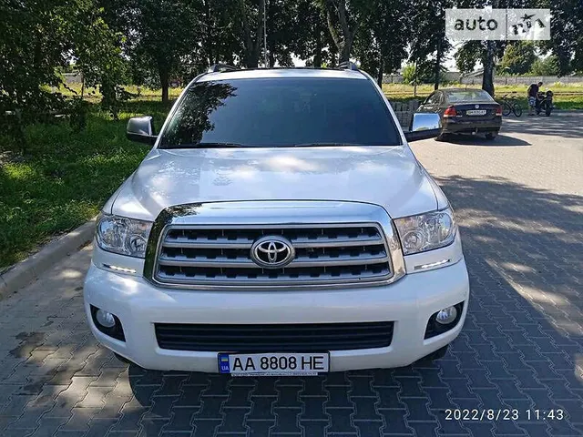 Toyota Sequoia