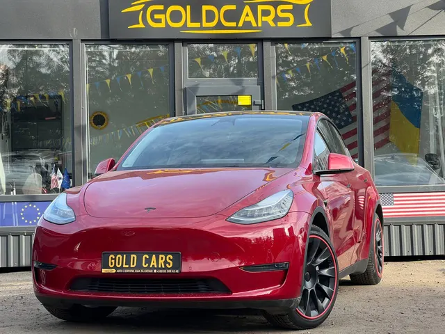 Tesla Model Y Long Range
