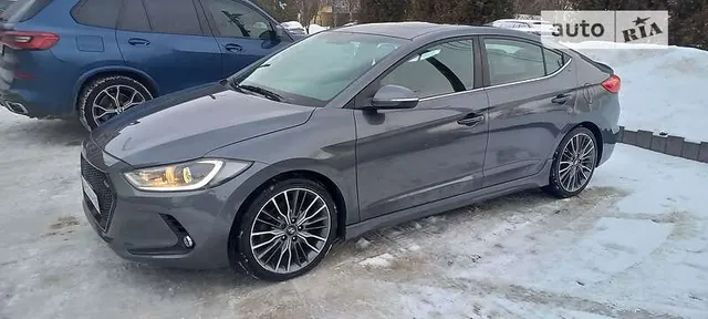 Hyundai Elantra