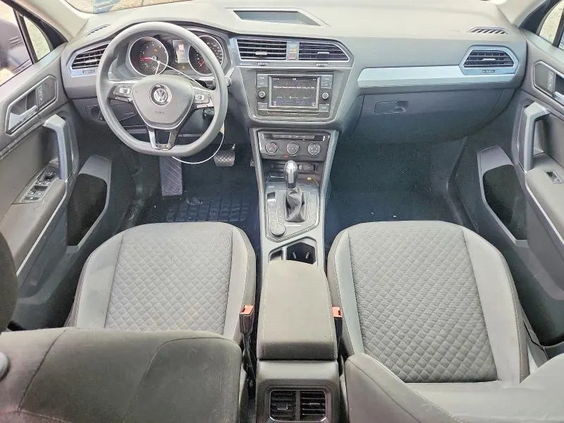 Volkswagen TIGUAN S — фото 8