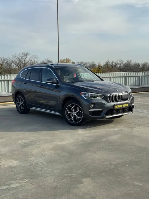 BMW X1 F48