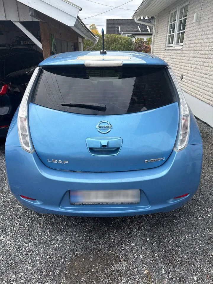 Nissan Leaf Tekna — фото 2