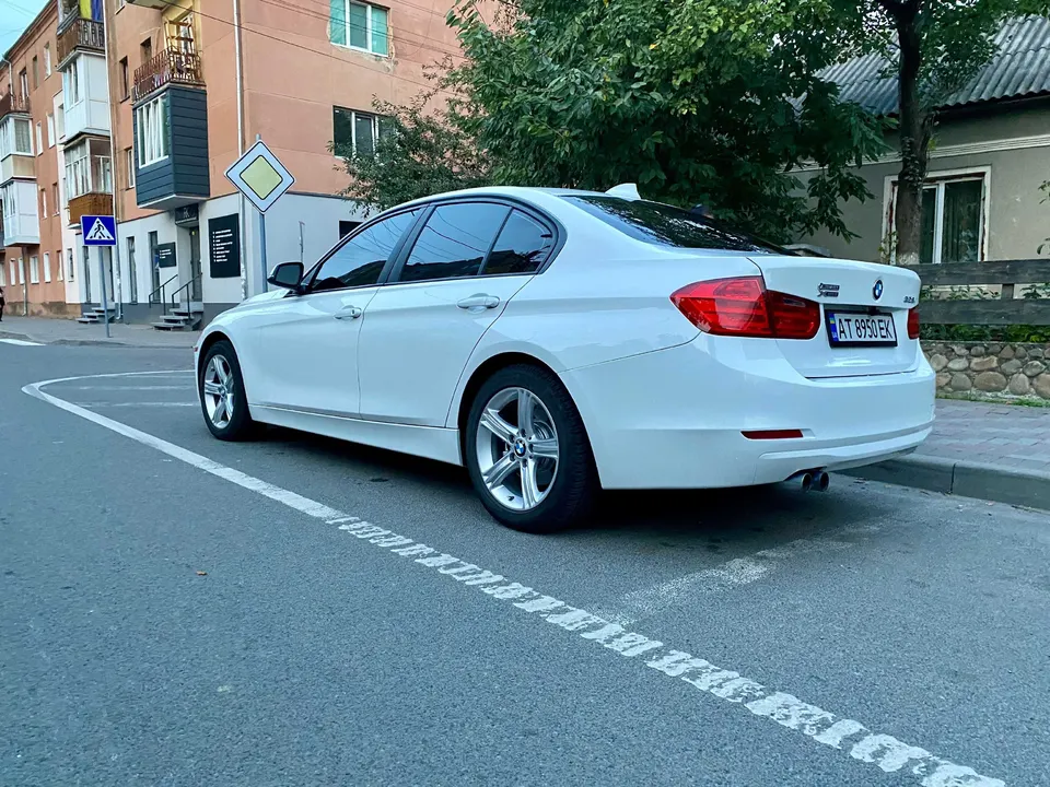 BMW 3 series F30