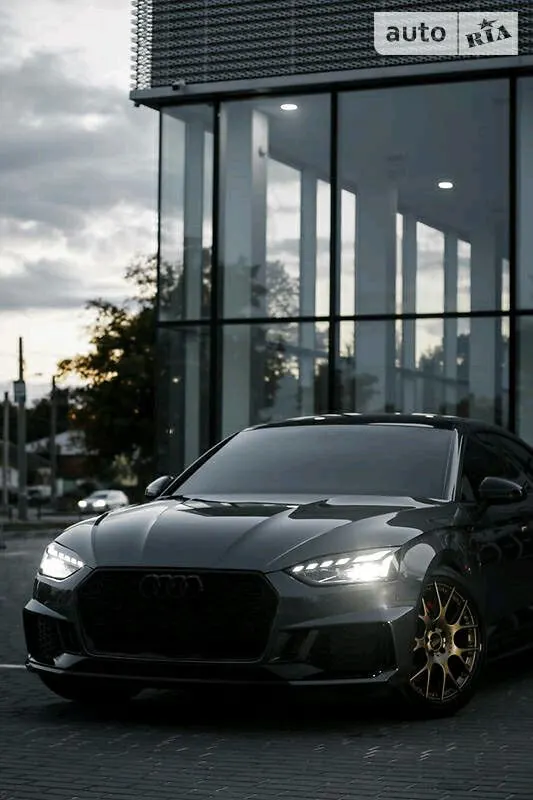 Audi S5
