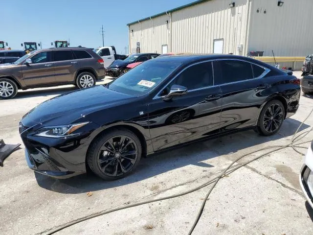 Lexus ES 350 F-SPORT HANDLING