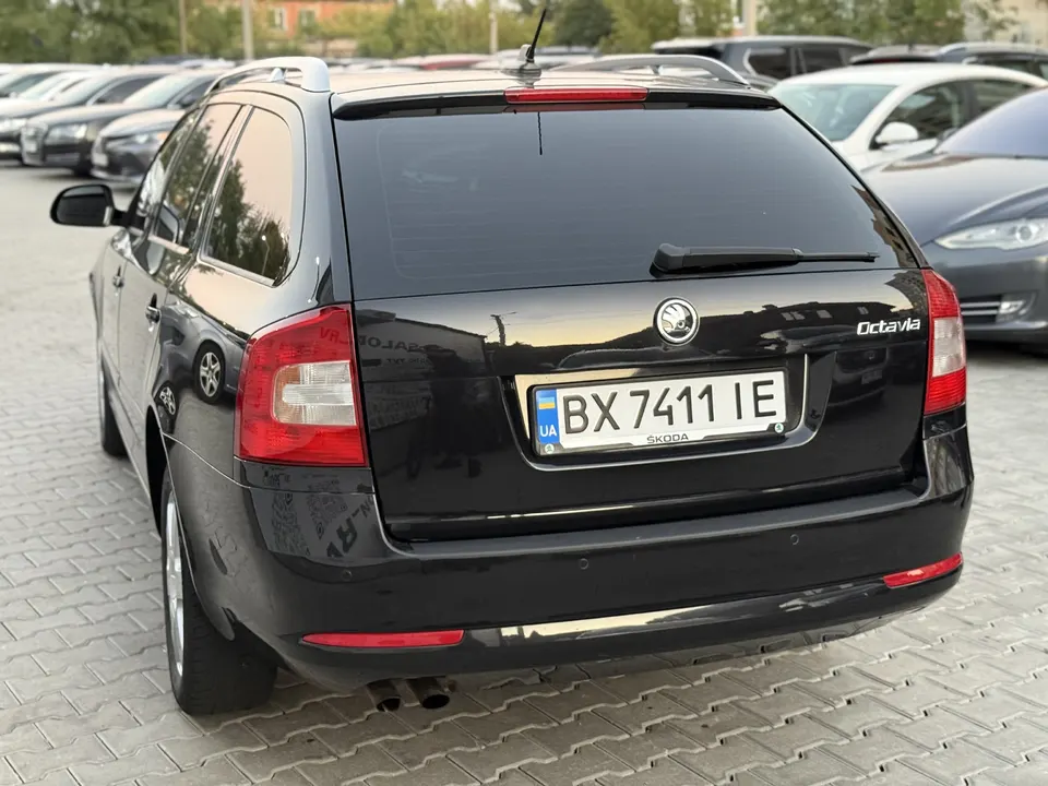 Skoda Octavia — фото 9
