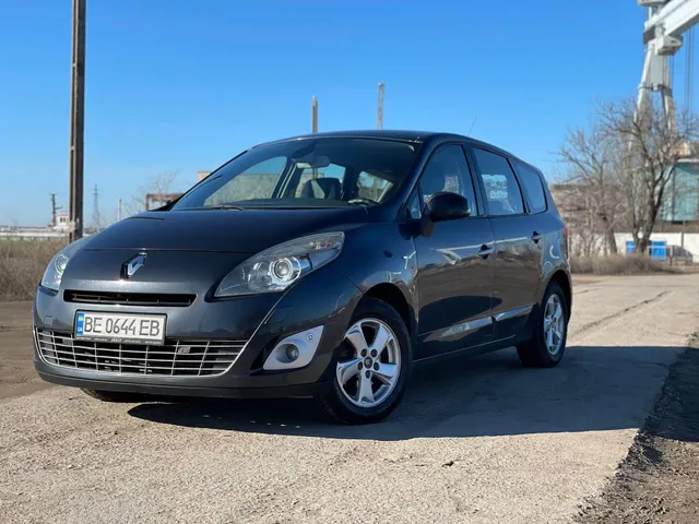Renault grand scenic bose